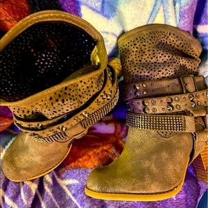 Bedazzled Boots with straps